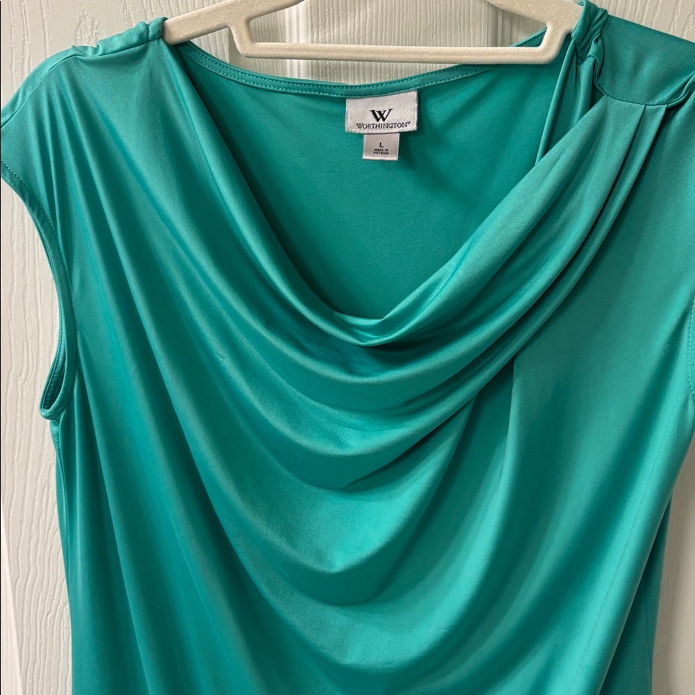 Beautiful draping sleeveless top for spring or St Patrick’s Day Size LG - Picture 4 of 7